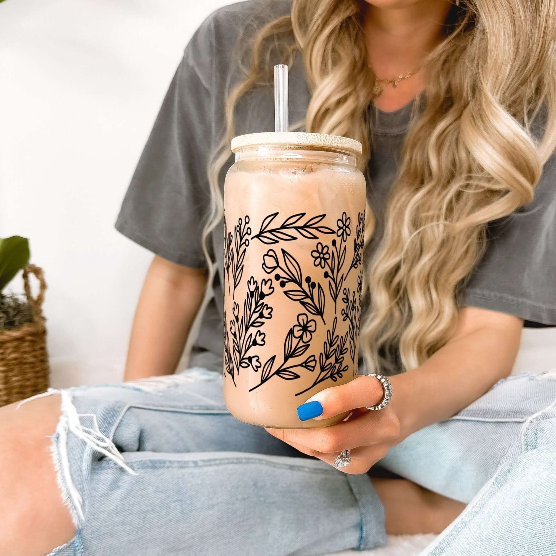 Black Flowers Can Cup With Lid and Straw from Sip Sip Hooray – Drinkware