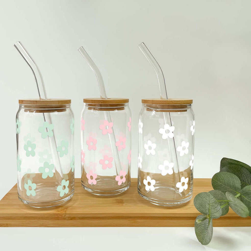 Cute Daisy Cup With Lid and Straw from Sip Sip Hooray – Tumblers