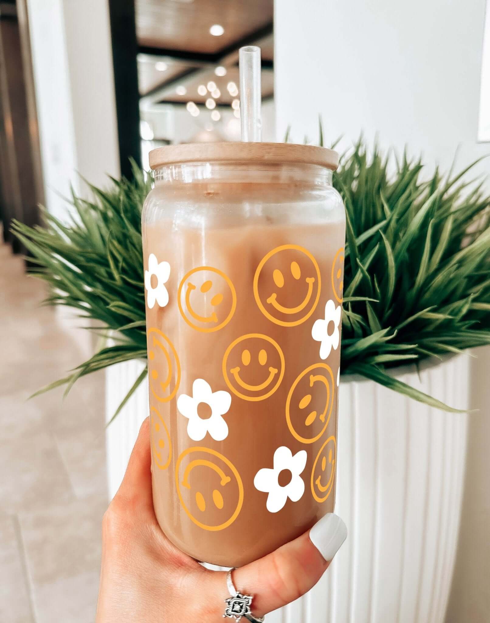 Cute Smiley Daisy Cup With Lid and Straw from Sip Sip Hooray – Tumblers