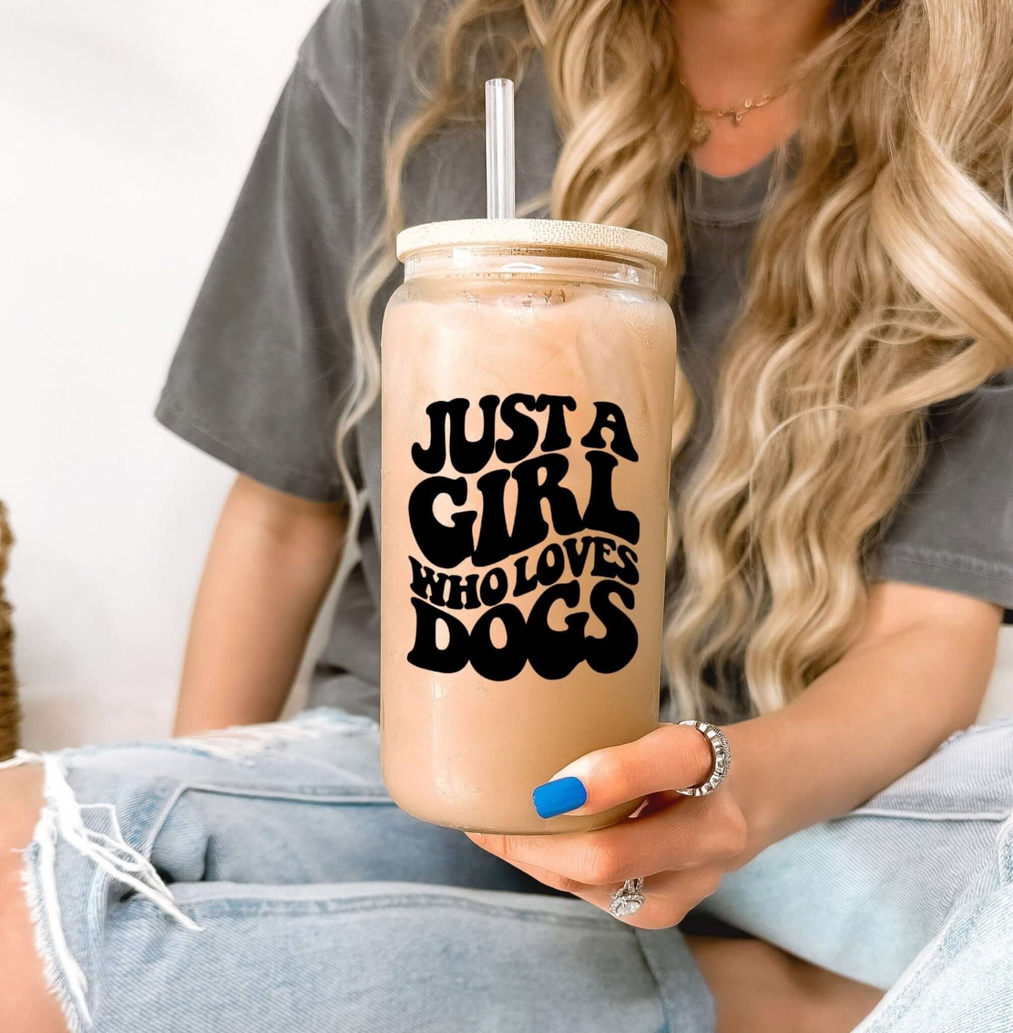 Just a Girl Who Loves Dogs Can With Lid and Straw