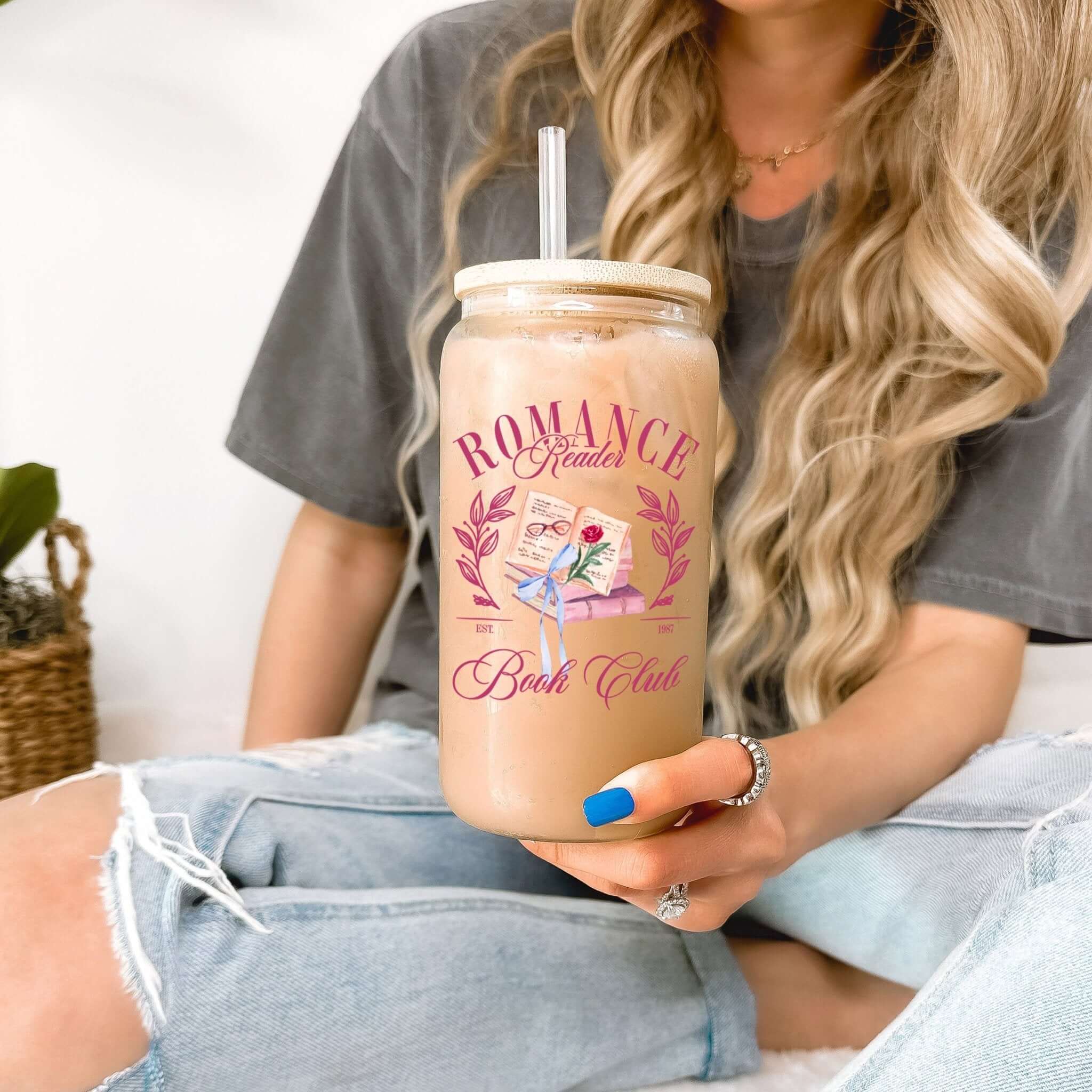 Romance Reader Cup With Lid and Straw
