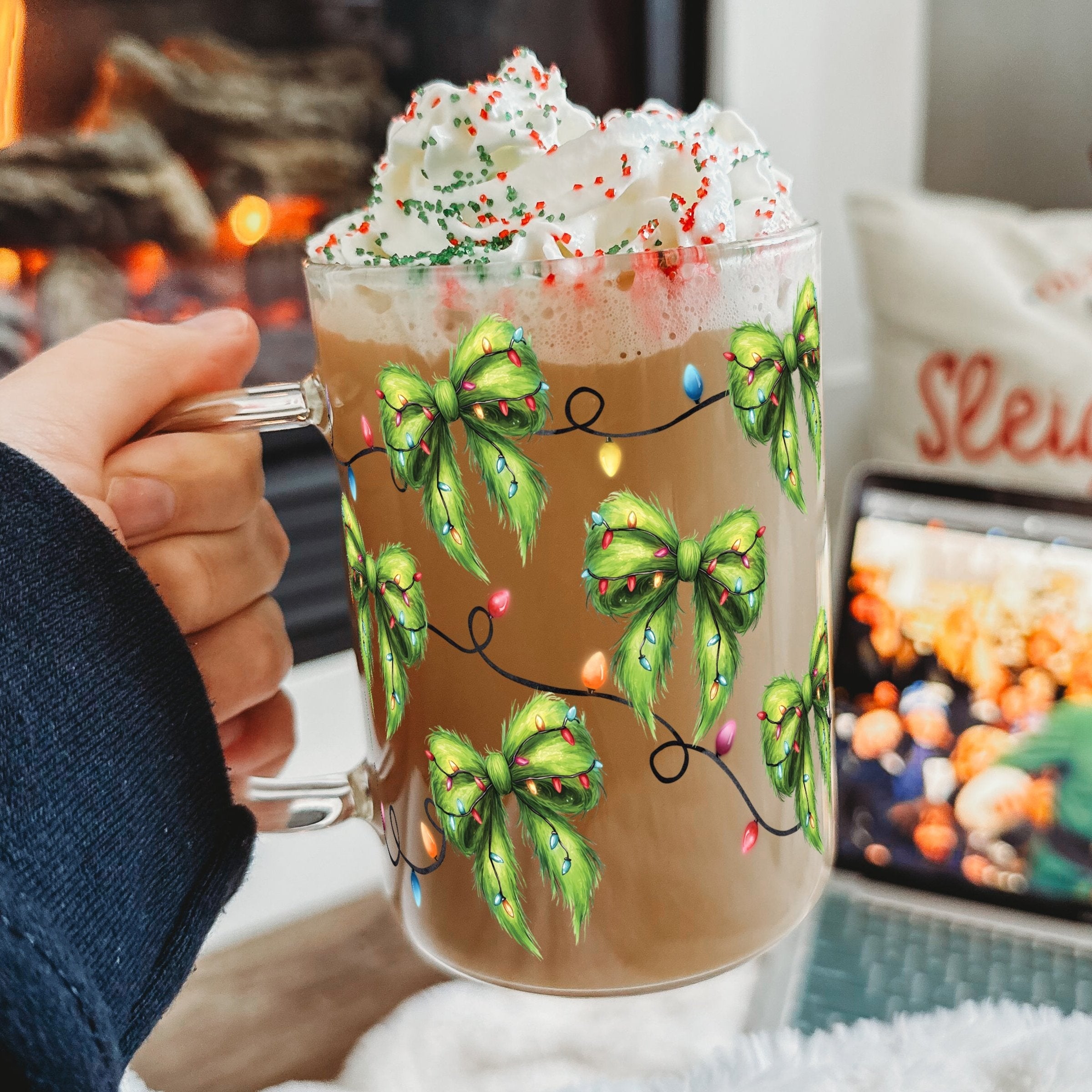Green Fur Bows 17oz Glass Mug With Lid and Straw - Sip Sip Hooray