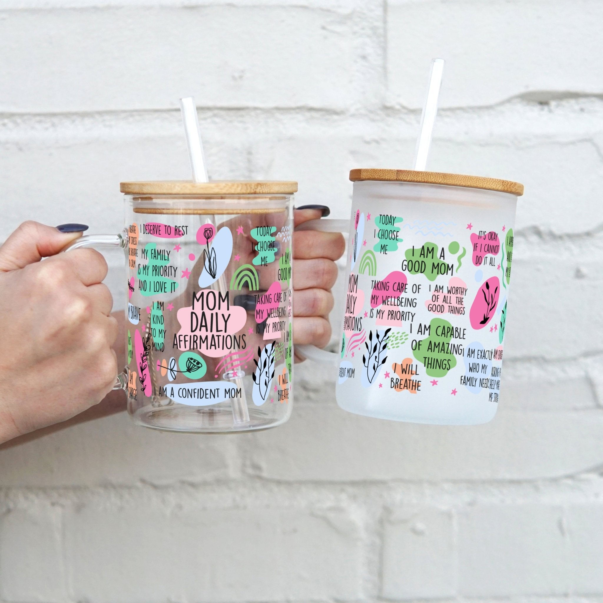 Mom Daily Affirmations 17oz Glass Mug with Lid and Straw - Sip Sip Hooray